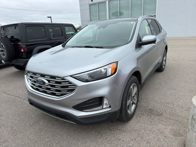 Certified 2022 Ford Edge SEL w/ Convenience Package AWD/4WD image 3