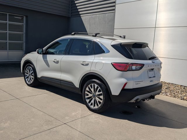 Certified 2022 Ford Escape Titanium w/ Class II Trailer Tow Package image 3