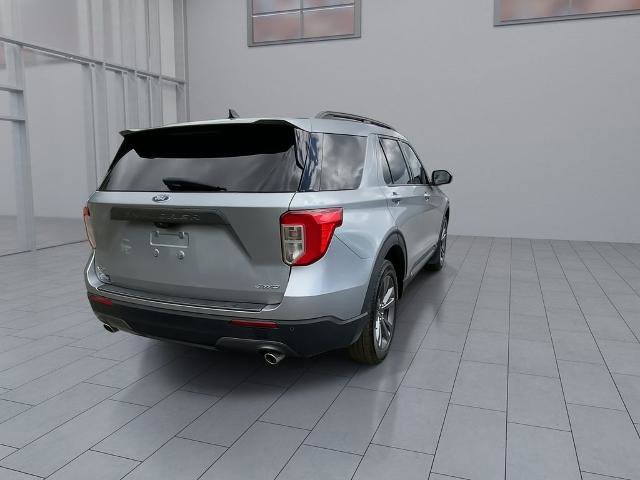 Certified 2022 Ford Explorer XLT w/ Equipment Group 202A AWD/4WD image 8