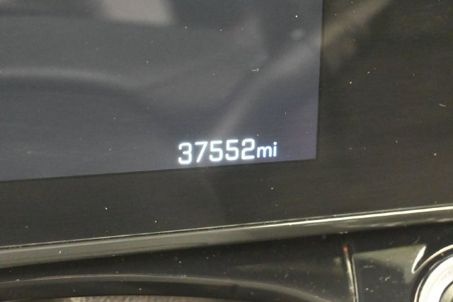 Used 2025 Chevrolet Trax RS w/ Driver Confidence Package FWD image 18