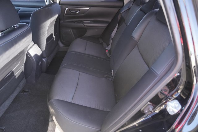 Used 2018 Nissan Altima 2.5 SR w/ Interior Lighting Package image 12