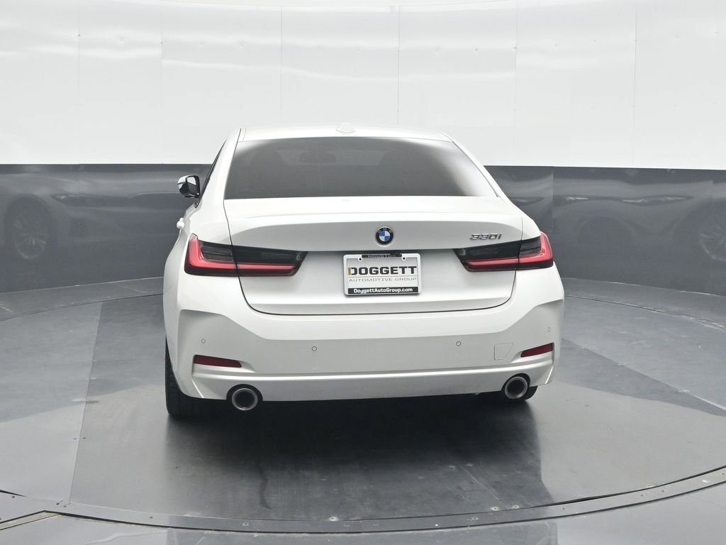 Used 2023 BMW 330i Sedan w/ Driving Assistance Package RWD image 17