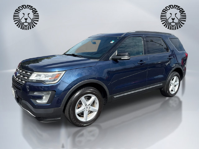 Certified 2017 Ford Explorer XLT w/ Equipment Group 202A