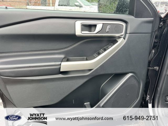Certified 2022 Ford Explorer XLT w/ Equipment Group 202A image 25