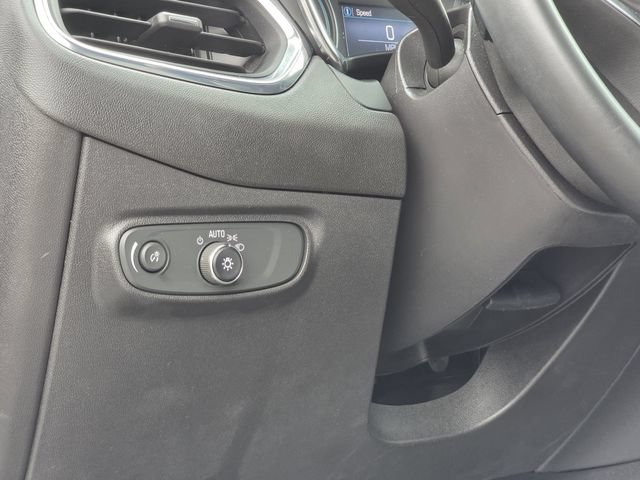 Used 2023 Chevrolet Equinox LT w/ Driver Convenience Package FWD image 19