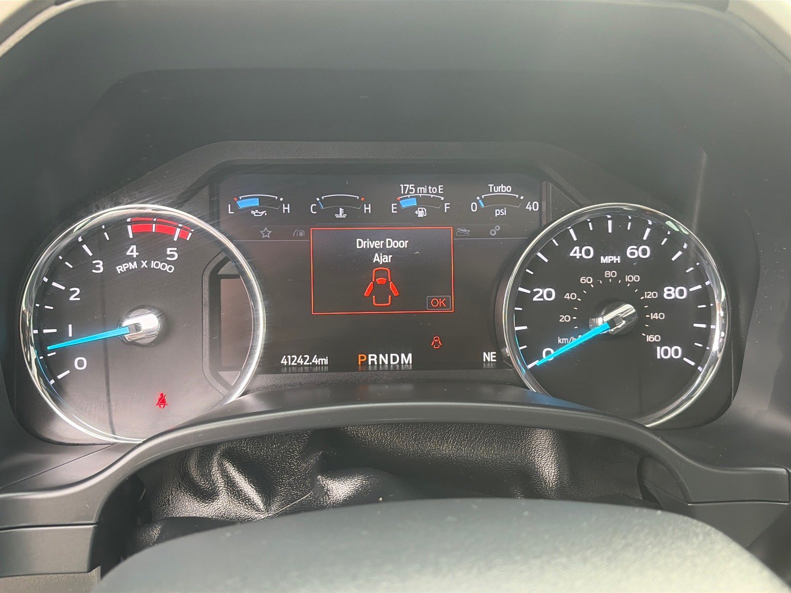 Certified 2022 Ford F350 Lariat w/ Lariat Ultimate Package AWD/4WD image 9