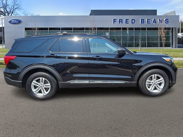 Certified 2023 Ford Explorer XLT w/ Equipment Group 202A AWD/4WD image 9