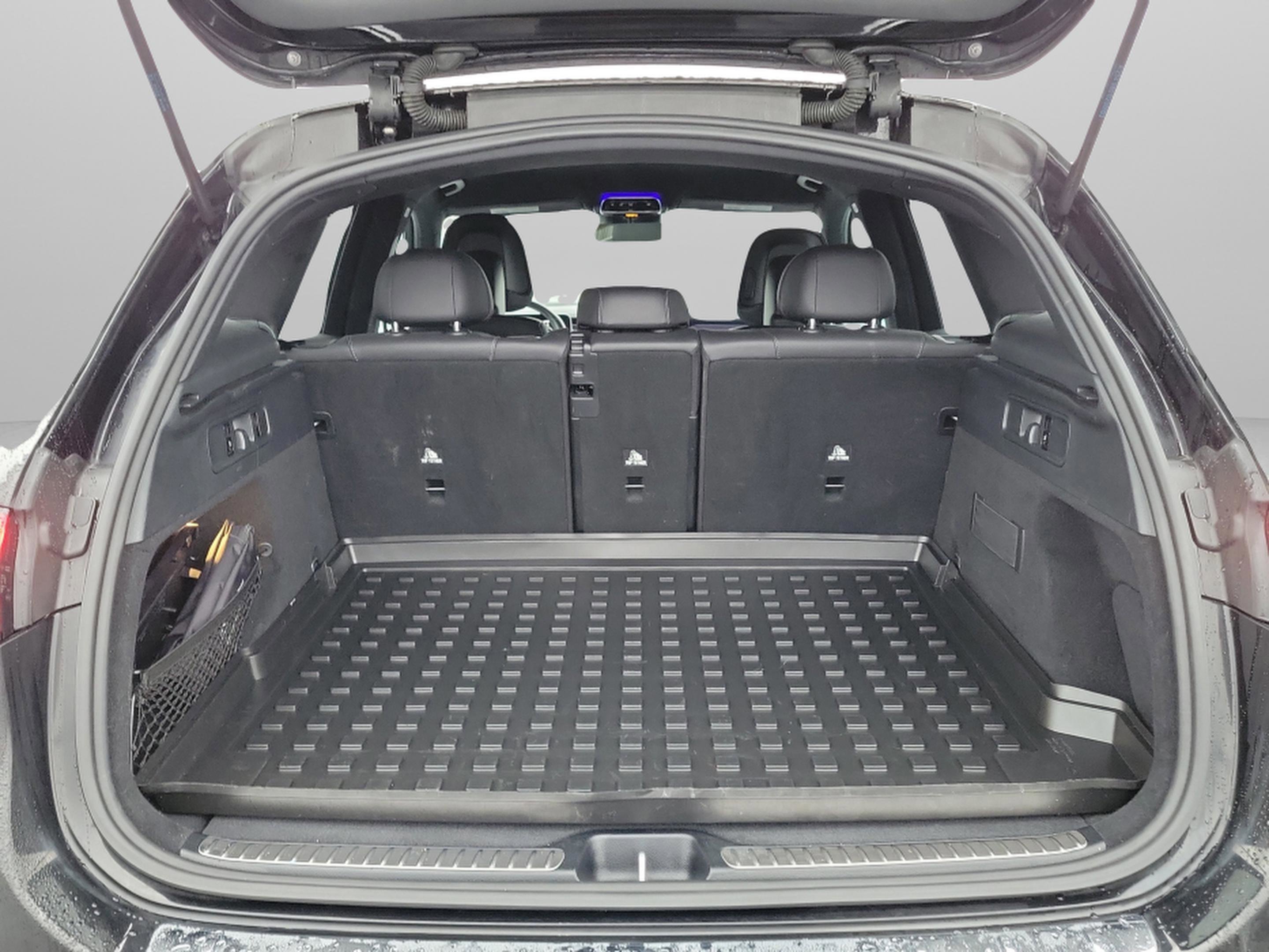 Used 2023 Mercedes-Benz GLC 300 GLC 300 image 29