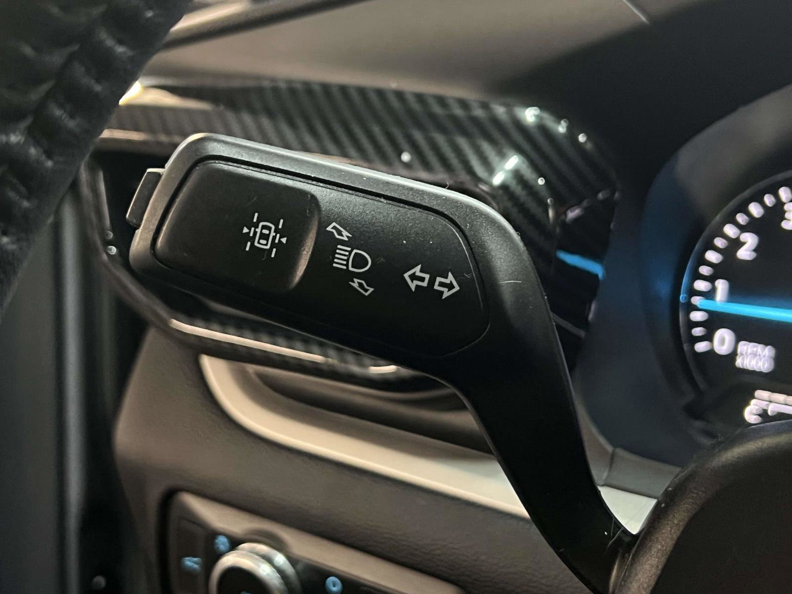 Certified 2021 Ford Explorer XLT w/ Equipment Group 202A image 26