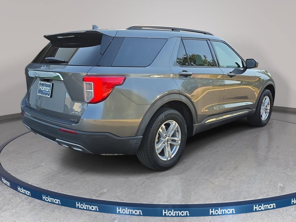 Certified 2023 Ford Explorer XLT w/ Equipment Group 202A AWD/4WD image 5