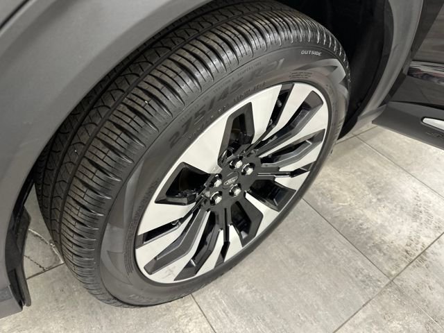 Certified 2025 Ford Explorer Platinum w/ LUX Leather Package image 41