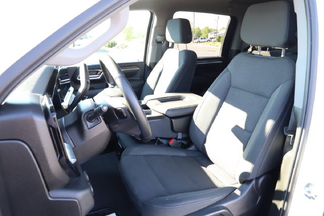 Used 2025 Chevrolet Silverado 2500 LT w/ Convenience Package AWD/4WD image 14