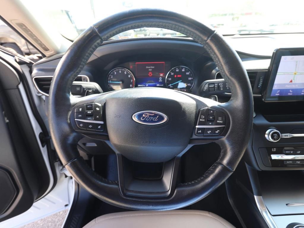 Certified 2020 Ford Explorer XLT w/ Equipment Group 202A image 18