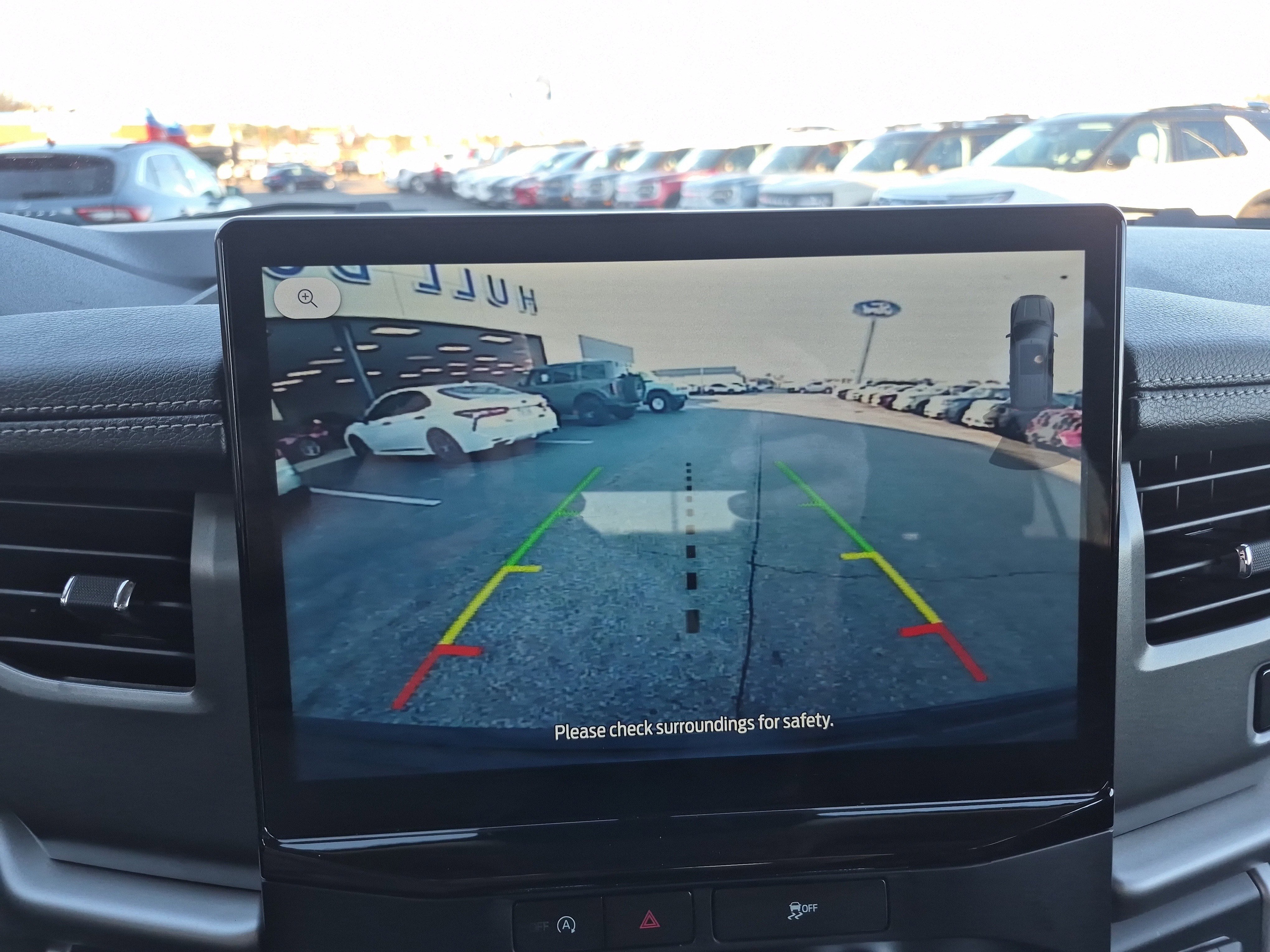 Certified 2024 Ford Expedition XLT image 37