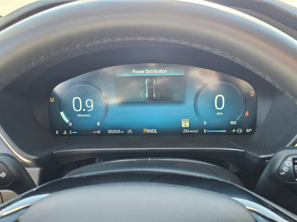 Certified 2025 Ford Escape Platinum AWD/4WD image 22