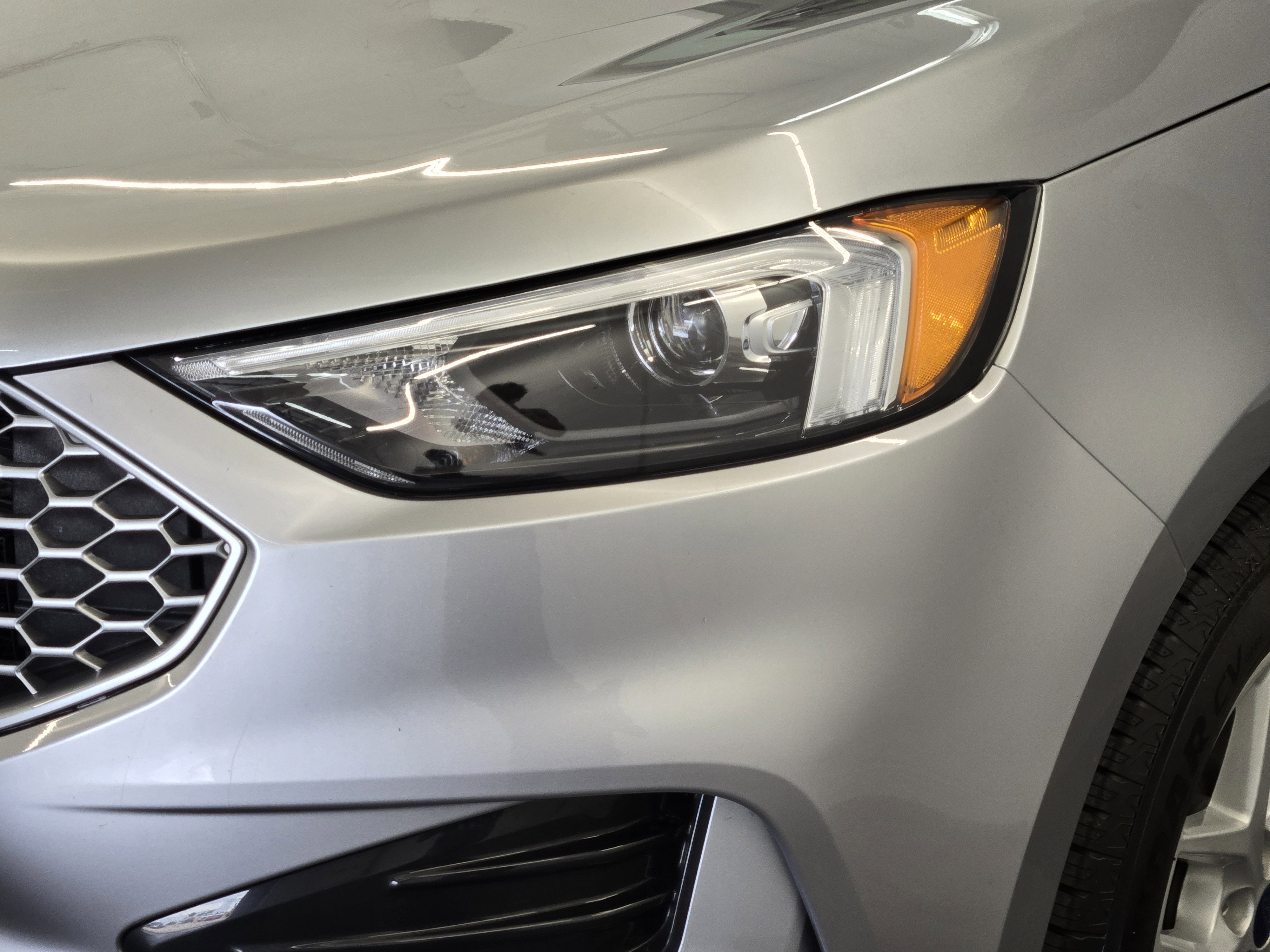 Certified 2024 Ford Edge SEL AWD/4WD image 8