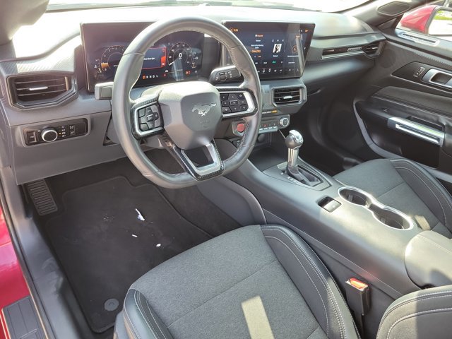 Certified 2025 Ford Mustang Coupe RWD image 14