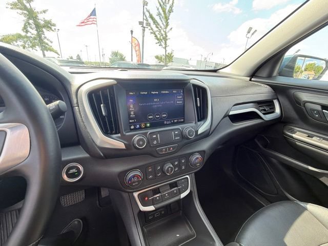 Used 2024 GMC Terrain SLT AWD/4WD image 25