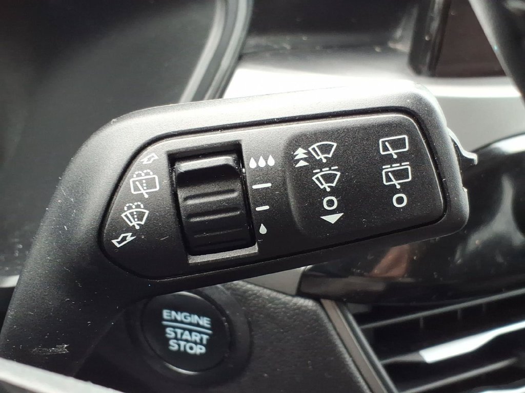 Certified 2024 Ford Escape Active AWD/4WD image 25