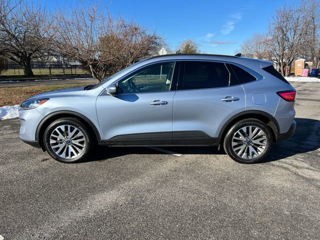 Certified 2022 Ford Escape Titanium image 6