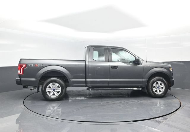 Certified 2017 Ford F150 XL AWD/4WD image 3