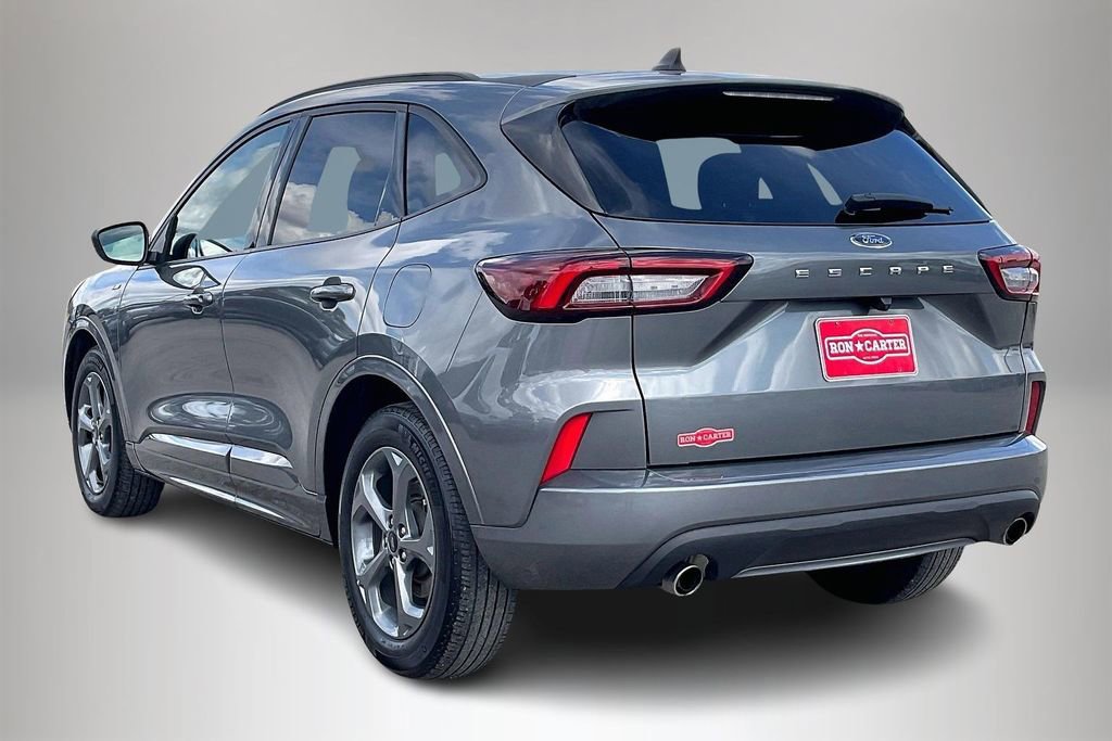 Certified 2024 Ford Escape ST-Line w/ Cold Weather Package image 2