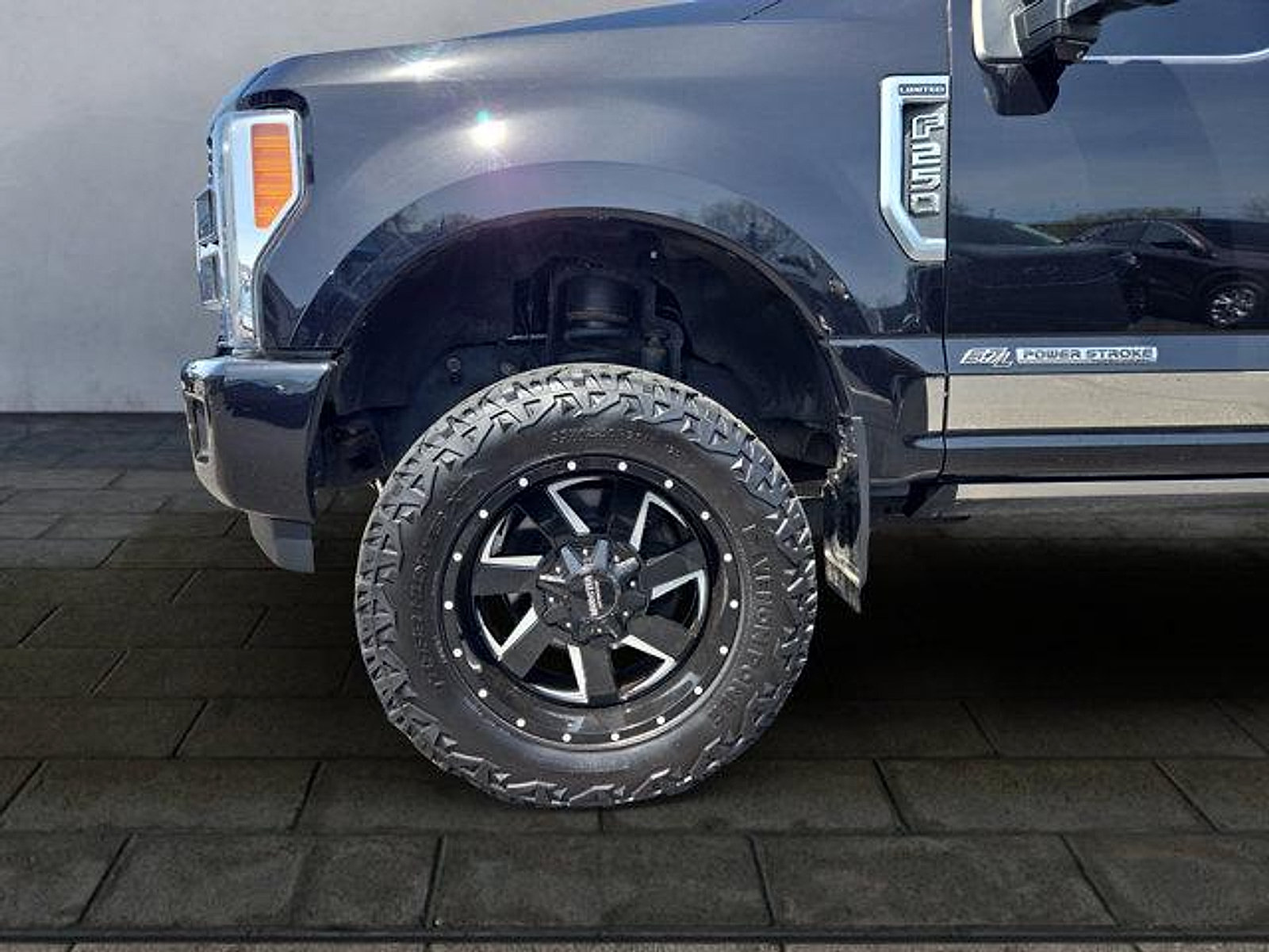 Certified 2019 Ford F250 Limited AWD/4WD image 26