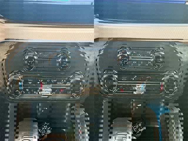 Certified 2023 Ford Bronco Wildtrak image 16