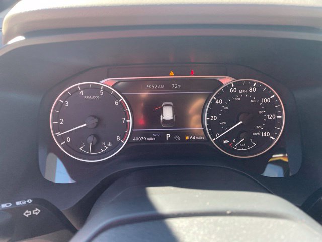 Used 2025 Nissan Rogue SV AWD/4WD image 12