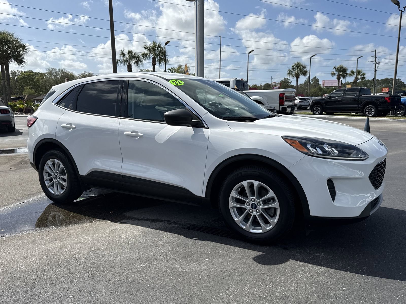 Certified 2022 Ford Escape SE w/ Convenience Package image 2