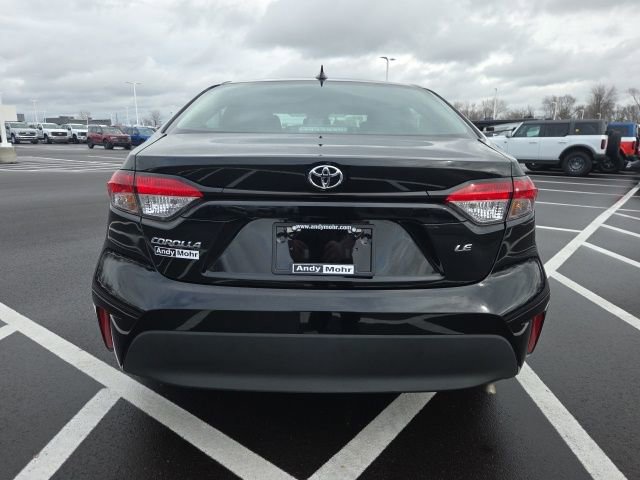 Used 2025 Toyota Corolla LE image 9