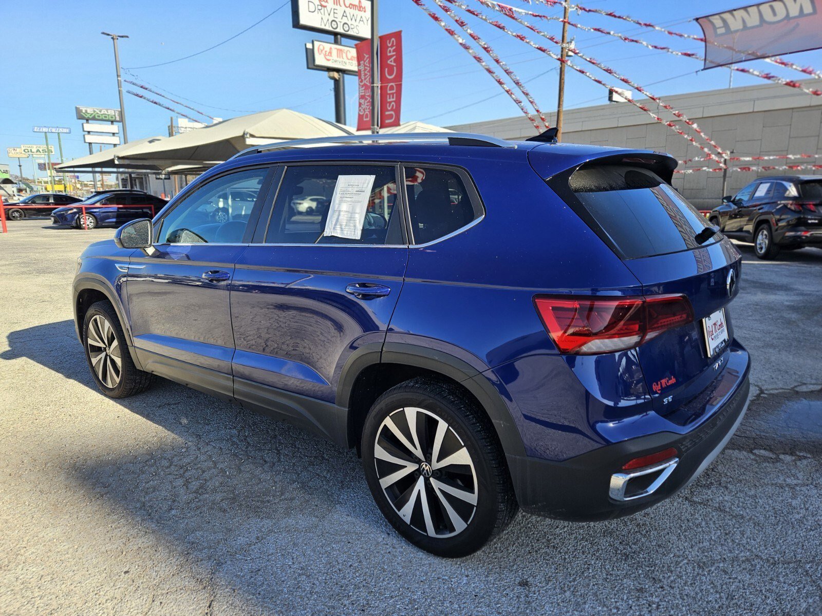 Used 2024 Volkswagen Taos SE image 5