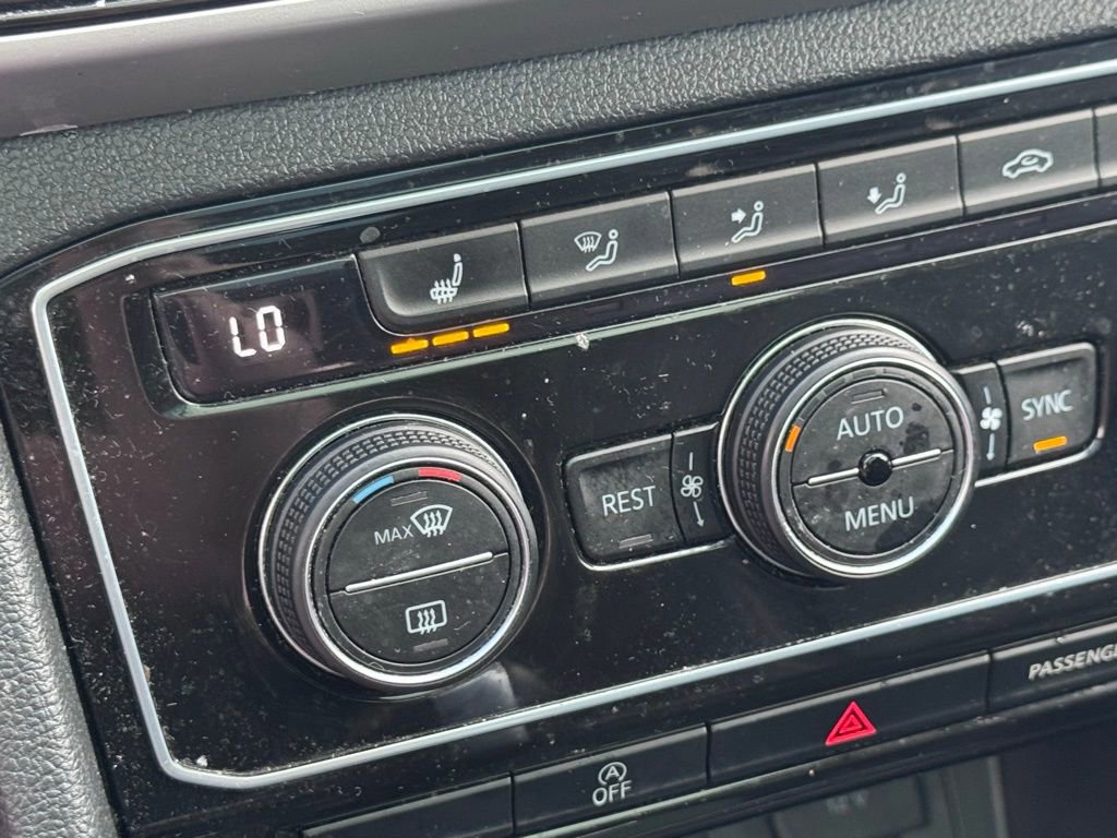 Used 2022 Volkswagen Atlas SE image 22