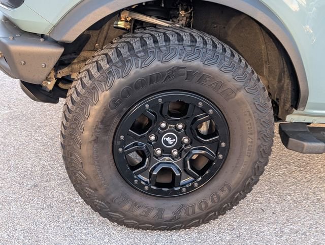 Certified 2023 Ford Bronco Wildtrak image 7