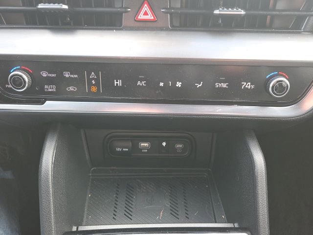 Used 2025 Kia Sportage EX image 33