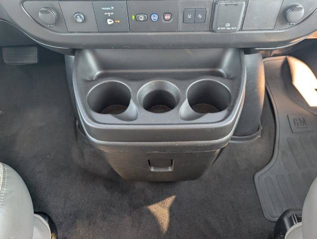 Used 2025 Chevrolet Express 3500 LT w/ LT Preferred Equipment Group RWD image 21