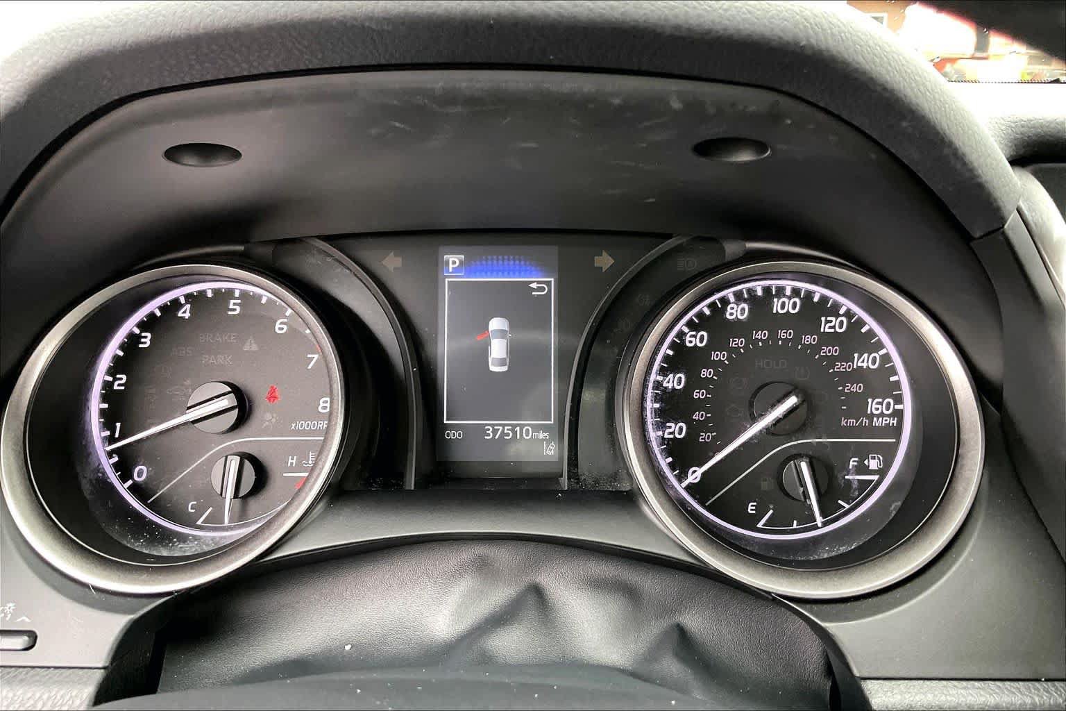 Used 2022 Toyota Camry SE FWD image 22