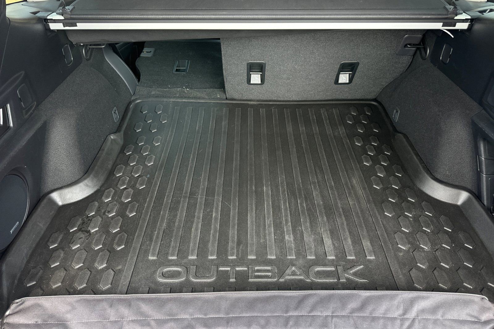 Used 2023 Subaru Outback Limited AWD/4WD image 14