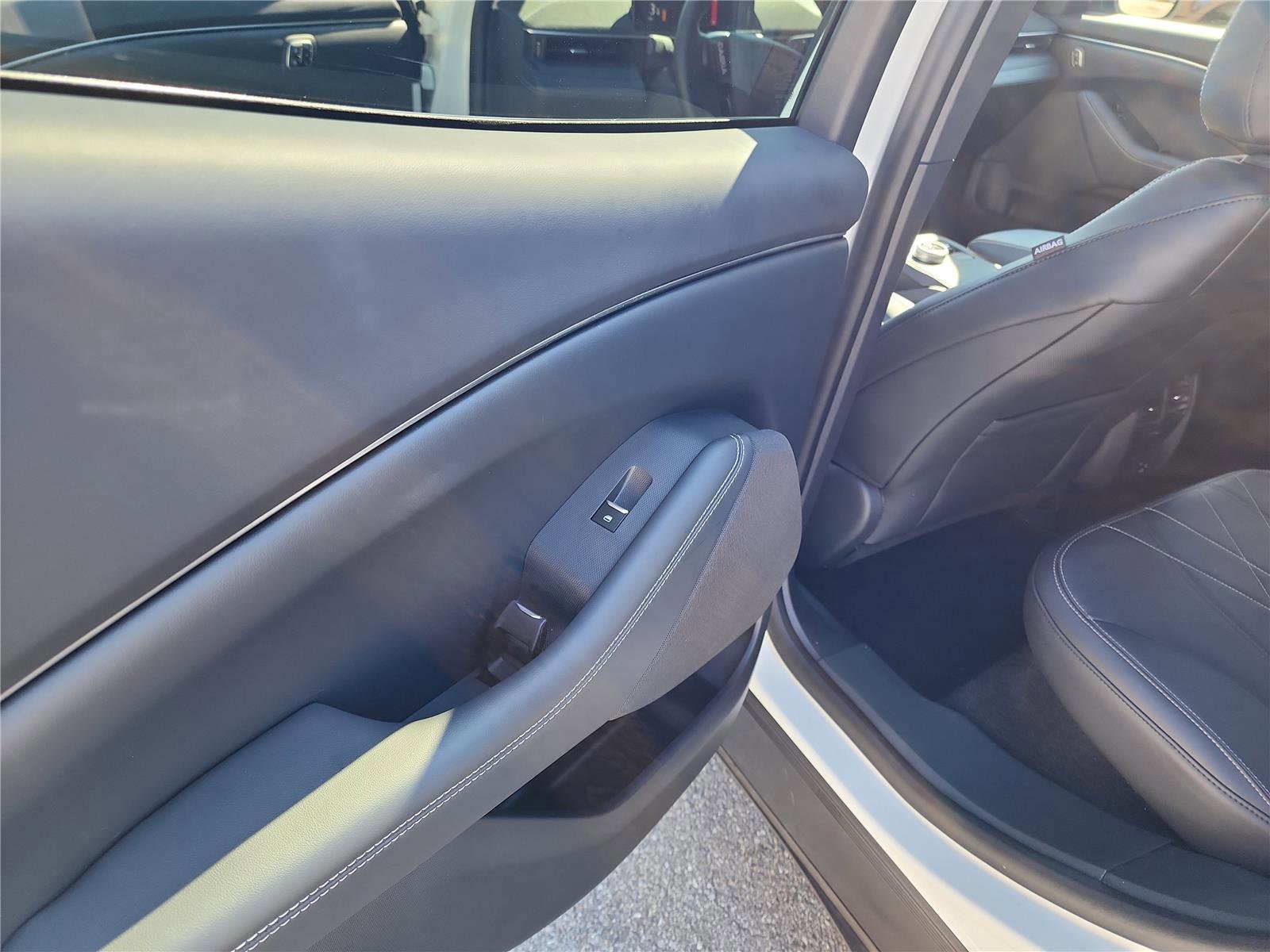 Certified 2024 Ford Mustang Mach-E Select w/ Comfort Package Lite image 16