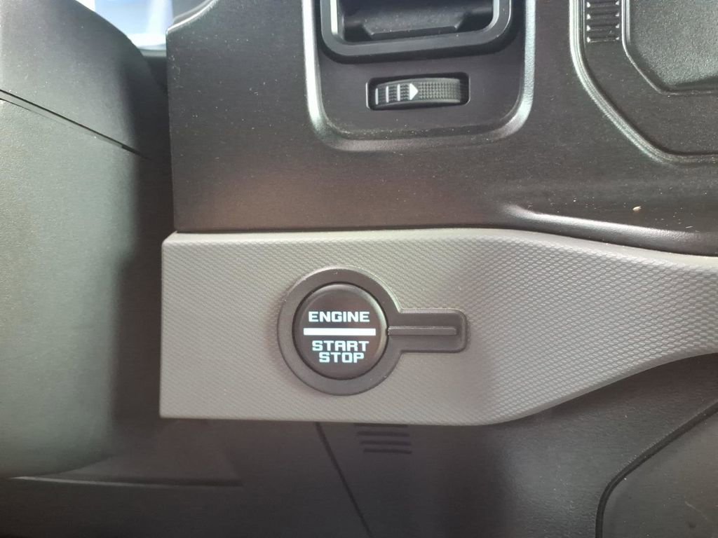 Certified 2021 Ford Bronco Black Diamond w/ Sasquatch Package image 25