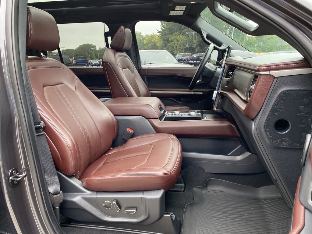 Certified 2024 Ford Expedition Limited image 42