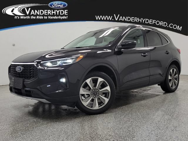 Certified 2025 Ford Escape Platinum AWD/4WD 360° Tour
