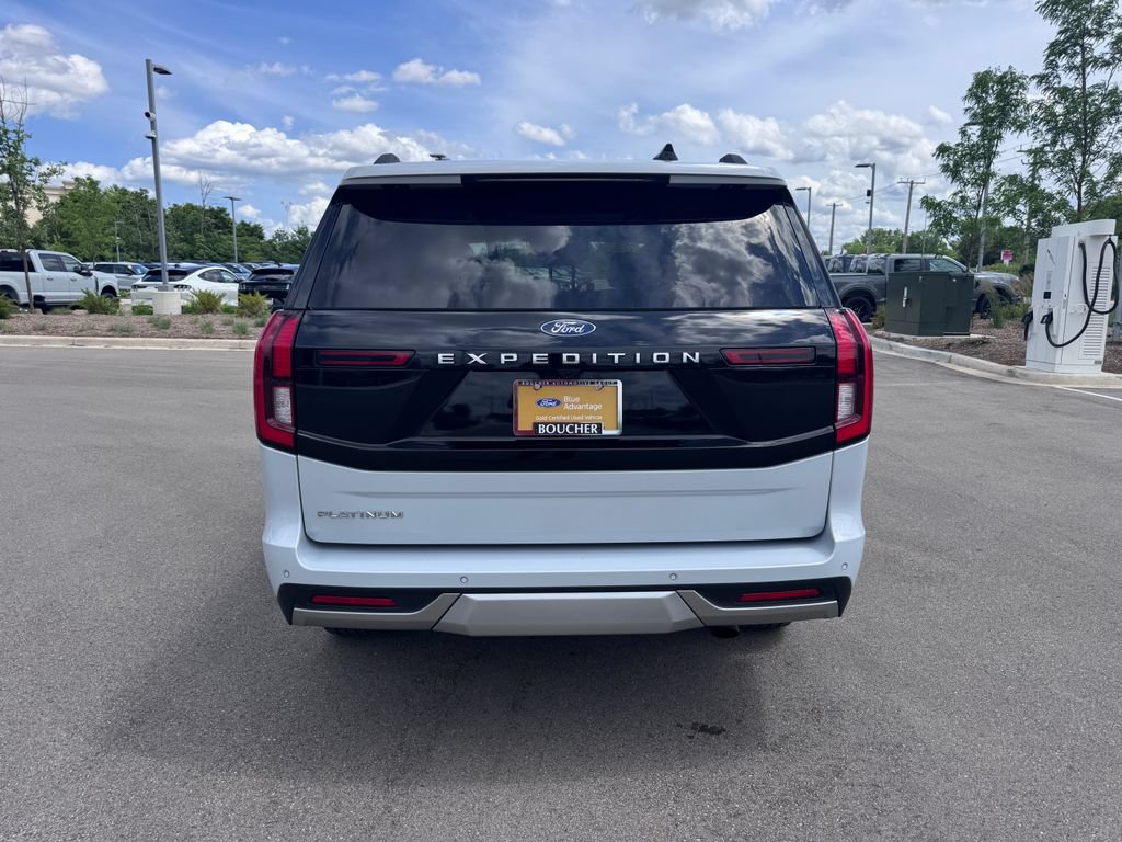 Certified 2025 Ford Expedition Platinum AWD/4WD image 7