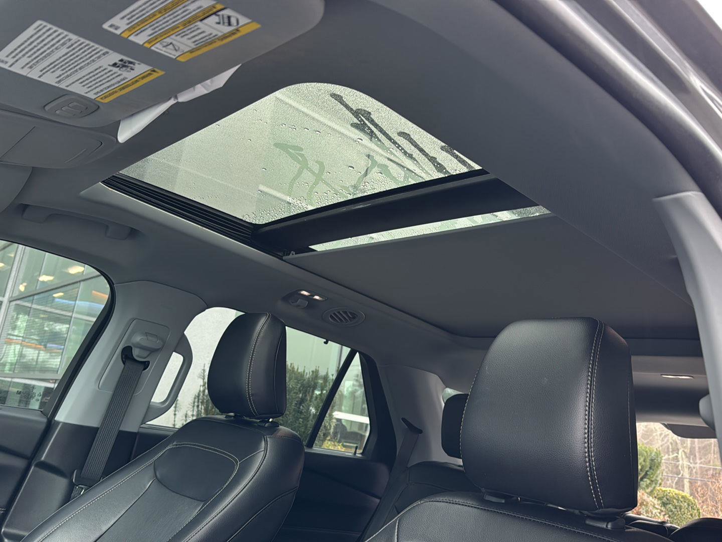 Certified 2022 Ford Explorer Limited w/ Equipment Group 301A image 26