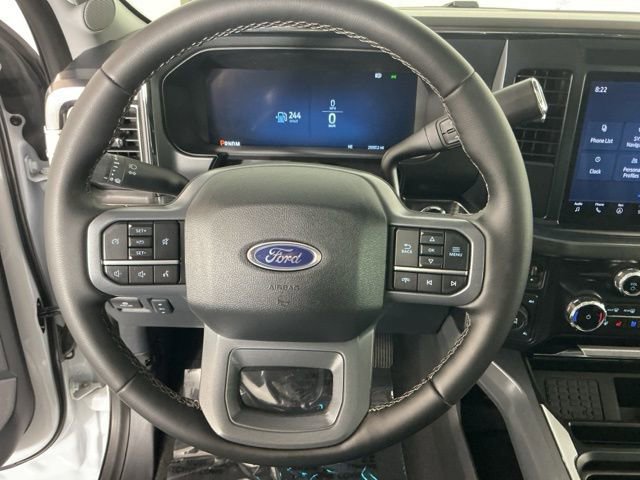 Certified 2025 Ford F350 Lariat w/ Black Appearance Package image 19