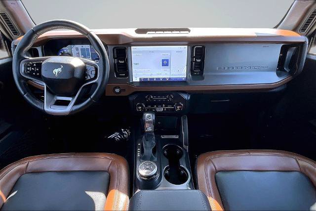 Certified 2024 Ford Bronco Outer Banks w/ Sasquatch Package AWD/4WD image 16