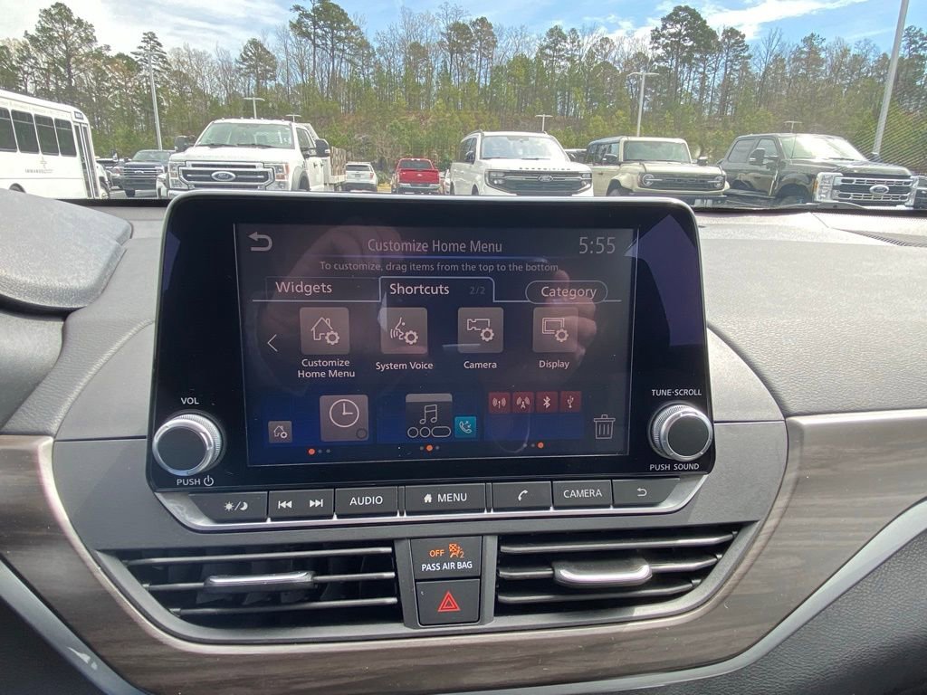 Used 2023 Nissan Altima 2.5 SV image 15