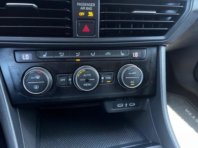 Used 2023 Volkswagen Jetta SE FWD image 20