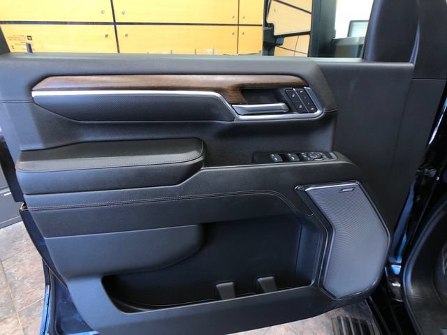 Used 2024 Chevrolet Silverado 2500 High Country w/ Midnight Edition AWD/4WD image 12