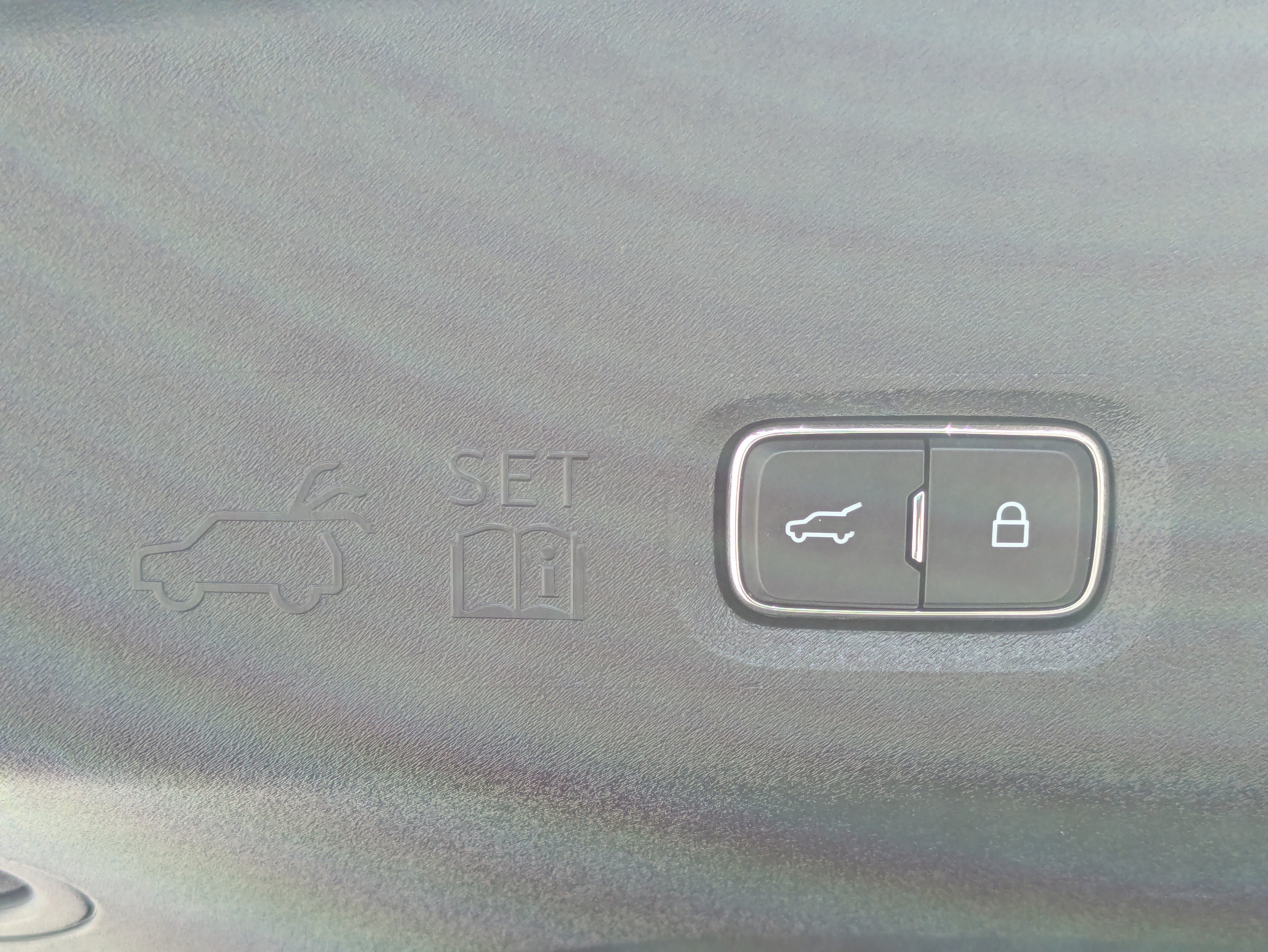 Certified 2025 Ford Expedition Platinum AWD/4WD image 15